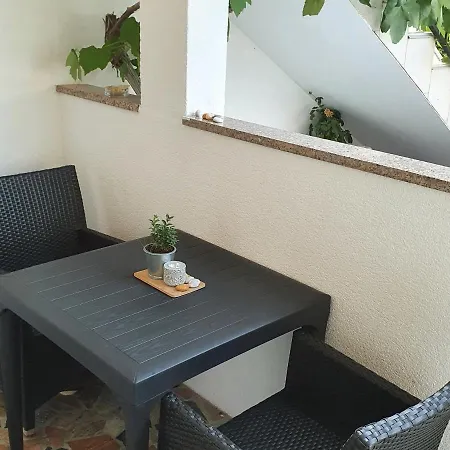 Kiwi Apartman *