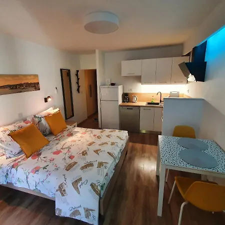 Kiwi Apartman